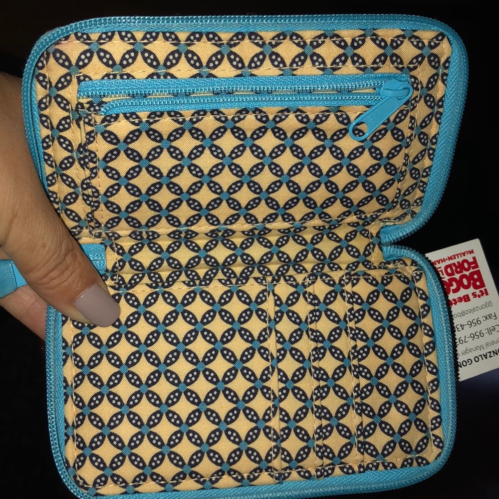 Wallet - Picture 4 of 5